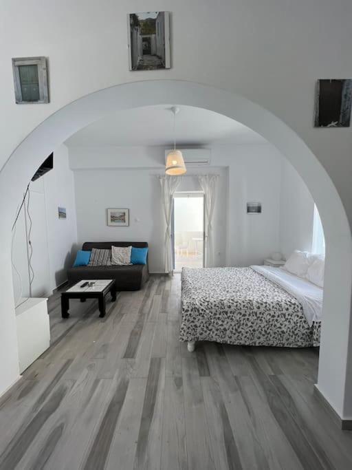 Naxian Castle Gem * Naxos City